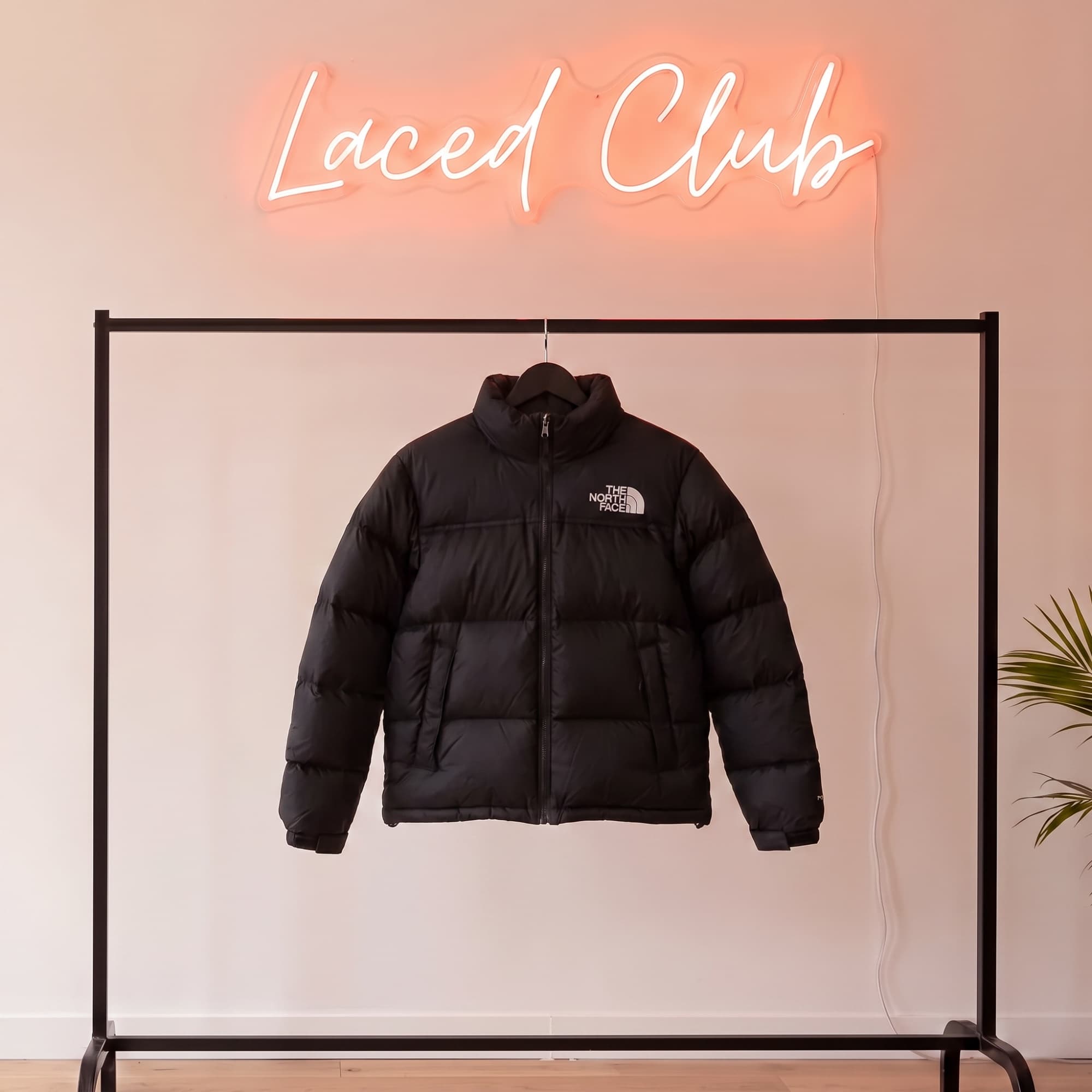 The North Face 1996 Nuptse — Black